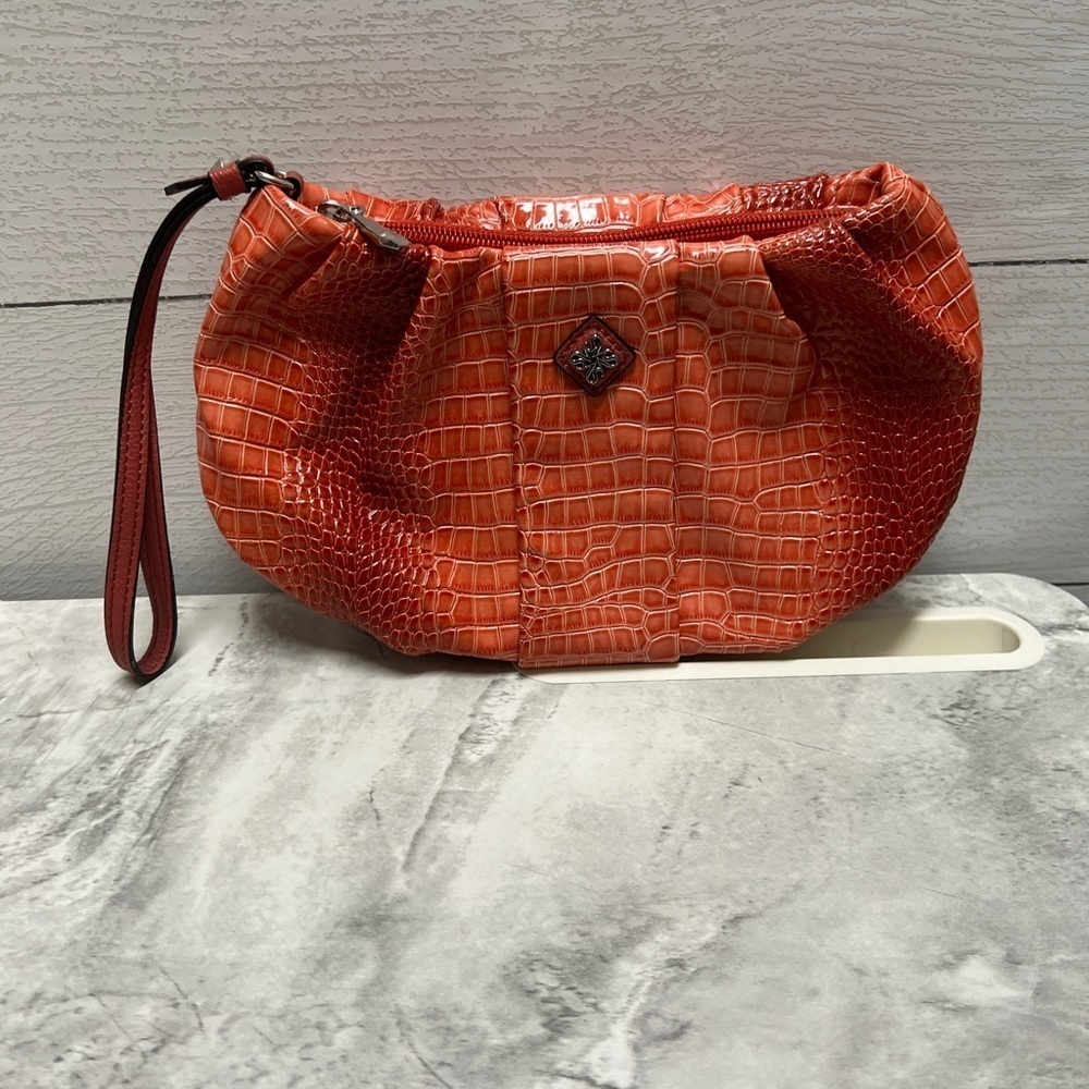 Simply Vera Vera Wang~Salmon~Faux Leather~Clutch~Wristlet~Wallet~Bag